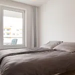 Great Tourist And Business Apartment Near Center